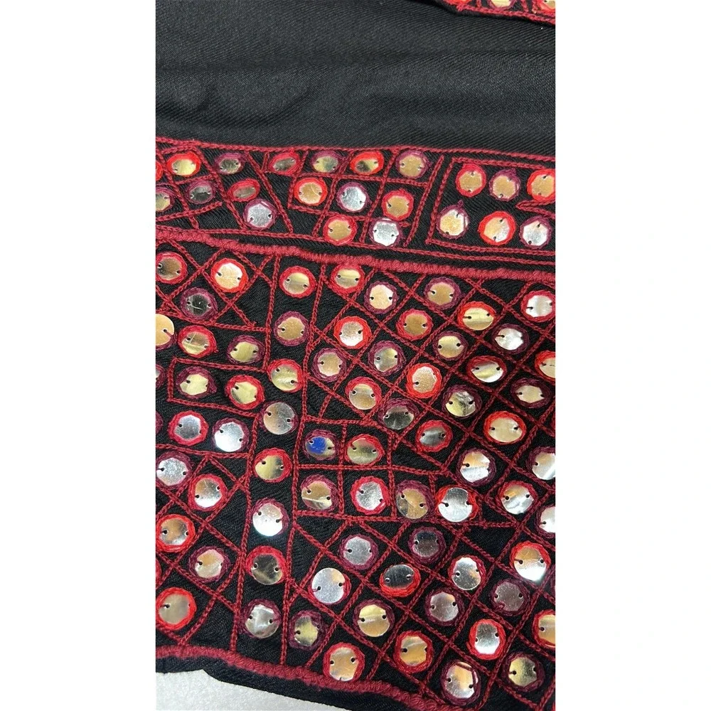 Sfera Casual Black Red Mirror Embroidered Open Front Vest Boho Large